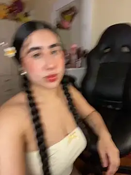 Miichii online show from October 2025 01:04:02 AM