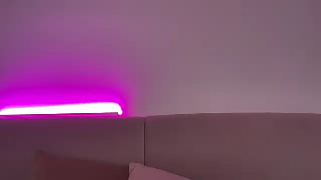 AlmaryKim online show from February 2026 07:17:02 PM