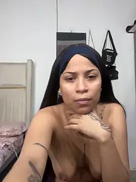Snapshot of Dahana_22 chatting on October 2025 10:57:02 AM Dahana 22 online show from October 2025 10:57:02 AM