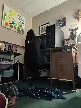 Snapshot of CherryHeart69 chatting on December 2025 05:23:01 AM CherryHeart69 online show from December 2025 05:23:01 AM