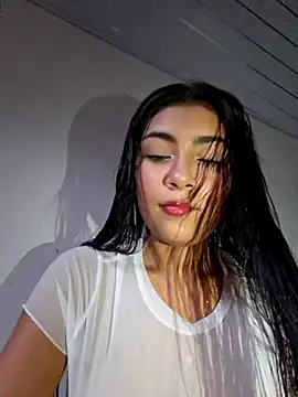 Sweed-virgin-pussy online show from May 2026 10:30:02 PM