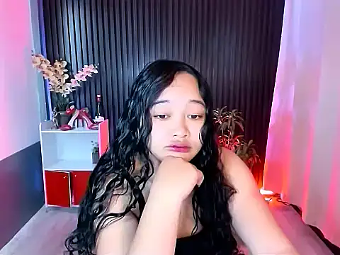 Snapshot of UrFavouriteCravings chatting on November 2025 12:31:02 AM UrFavouriteCravings online show from November 2025 12:31:02 AM