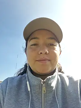 annyaparis online show from December 2025 02:12:02 PM