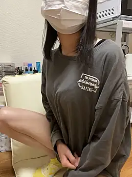 Snapshot of mia2_jp chatting on November 2025 05:19:02 AM mia2 jp online show from November 2025 05:19:02 AM