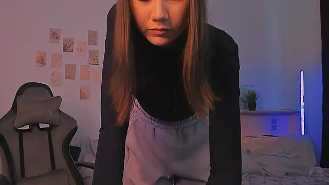 adelle046 online show from October 2025 09:50:02 AM