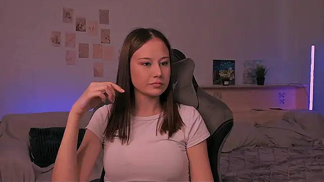 adelle046 online show from October 2025 11:51:02 AM