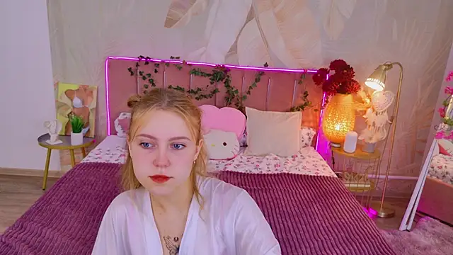 Snapshot of Stellahaart chatting on October 2025 05:37:01 AM Stellahaart online show from October 2025 05:37:01 AM