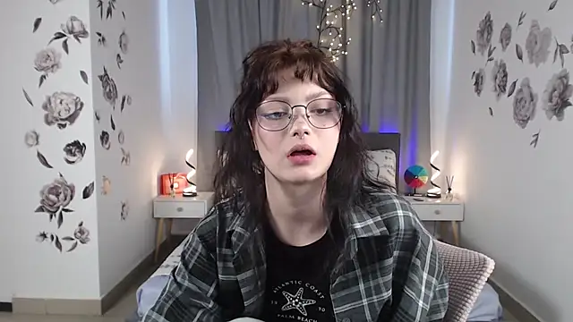 MileyRood online show from October 2025 11:35:01 PM