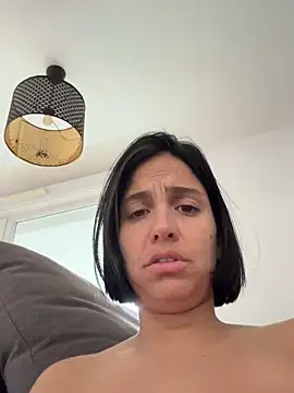 LaPetiteKim online show from October 2025 09:00:01 AM