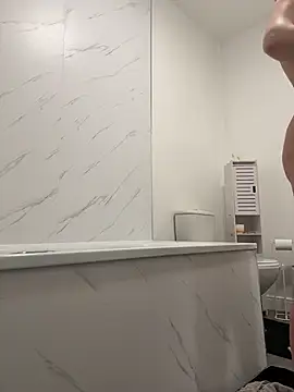 Victoria6989 online show from February 2026 08:18:01 PM