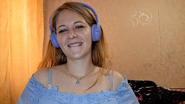 Snapshot of Marry_Wild chatting on October 2025 09:51:02 AM Marry Wild online show from October 2025 09:51:02 AM