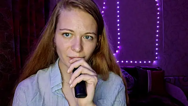 Snapshot of Marry_Wild chatting on November 2025 08:25:01 AM Marry Wild online show from November 2025 08:25:01 AM