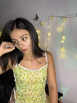 SaraMistick online show from March 2026 11:00:01 AM