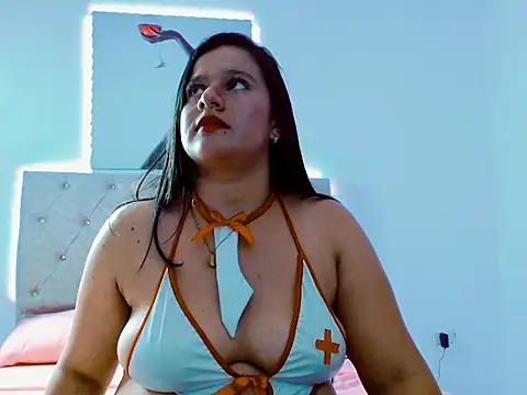 Snapshot of CamilitaRose2625 chatting on September 2025 08:03:01 PM CamilitaRose2625 online show from September 2025 08:03:01 PM