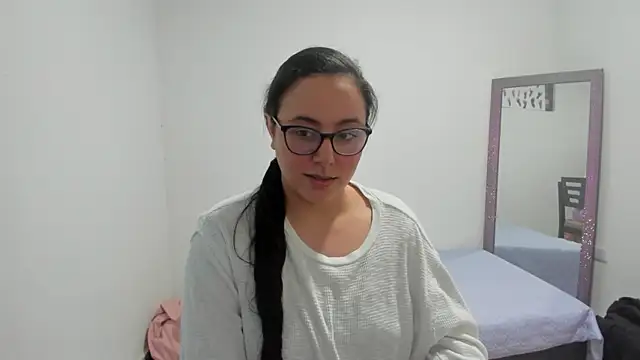 Venus cat  online show from October 2025 09:38:01 PM