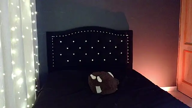 emma web  online show from April 2026 04:52:01 PM