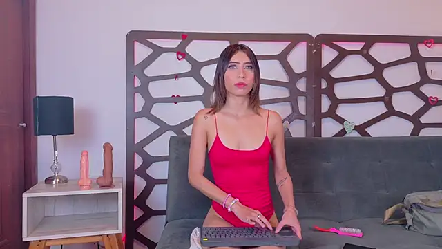 ashley jonee online show from February 2026 07:52:01 PM