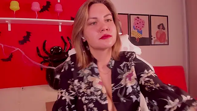 AriaEven online show from November 2025 08:59:01 AM