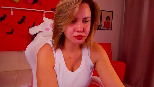 AriaEven online show from November 2025 07:52:01 AM