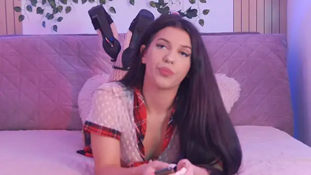 KendraSins online show from October 2025 08:27:05 AM