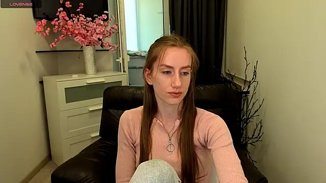 GoldenRose  online show from May 2026 12:34:02 PM