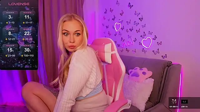 AudreyMeow online show from October 2025 04:41:01 PM