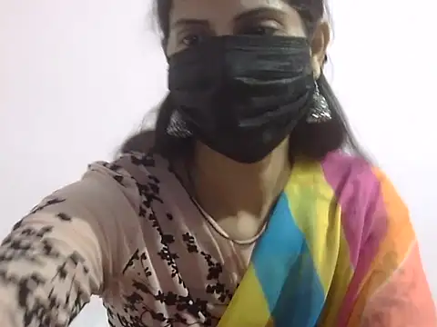 Laila Cute online show from February 2026 04:13:01 PM