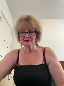 Snapshot of BoloshkaBlonda chatting on July 2026 03:47:01 PM BoloshkaBlonda online show from July 2026 03:47:01 PM