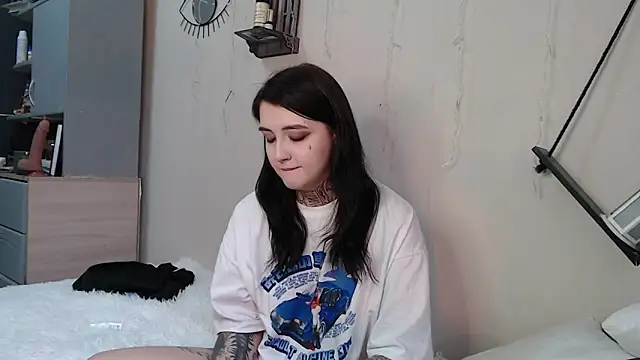 Snapshot of Rin_andersonn chatting on October 2025 10:27:02 AM Rin andersonn online show from October 2025 10:27:02 AM