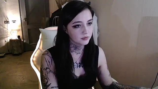 Snapshot of Rin_andersonn chatting on October 2025 07:45:02 PM Rin andersonn online show from October 2025 07:45:02 PM