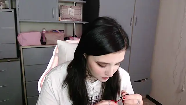 Snapshot of Rin_andersonn chatting on December 2025 12:59:02 AM Rin andersonn online show from December 2025 12:59:02 AM