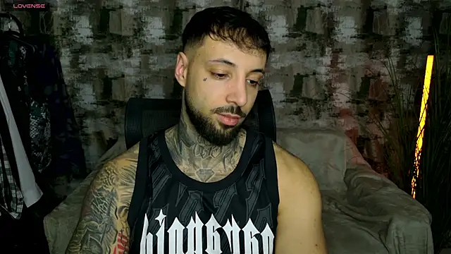 MasculineGuy99 online show from January 2026 05:16:01 PM