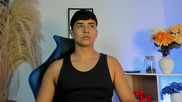 Snapshot of Thiago_Connor21 chatting on June 2026 10:48:02 PM Thiago Connor21 online show from June 2026 10:48:02 PM