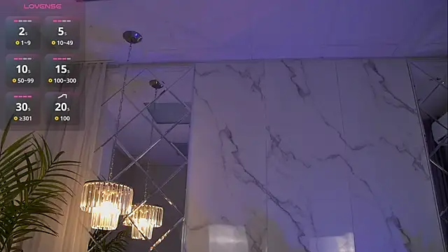 Snapshot of NicoleBellin chatting on October 2025 05:41:02 AM NicoleBellin online show from October 2025 05:41:02 AM