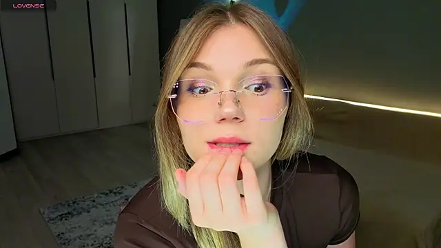 linakorvin online show from July 2026 01:37:01 PM