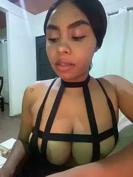 Snapshot of Itanydiorr chatting on October 2025 12:12:02 AM Itanydiorr online show from October 2025 12:12:02 AM