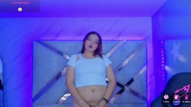 mia foster t online show from May 2026 01:19:01 PM