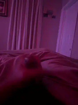 familia0210 online show from October 2025 04:09:01 PM