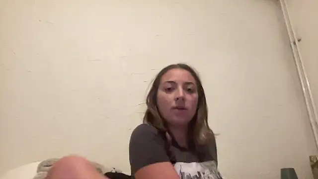 Snapshot of looloopaul chatting on November 2025 08:44:01 PM looloopaul online show from November 2025 08:44:01 PM