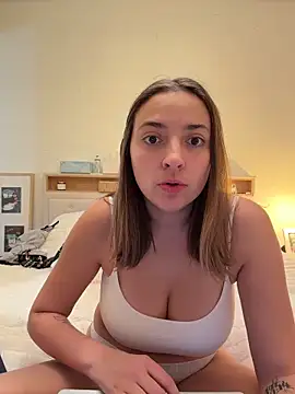 Snapshot of looloopaul chatting on February 2026 09:02:02 PM looloopaul online show from February 2026 09:02:02 PM