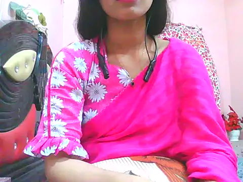 Snapshot of night_queeen7 chatting on November 2025 07:36:02 PM night queeen7 online show from November 2025 07:36:02 PM