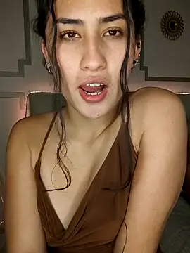 YoungHearXX online show from October 2025 01:58:02 AM