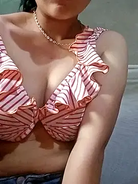  TranThao 05 online show from October 2025 03:48:01 AM