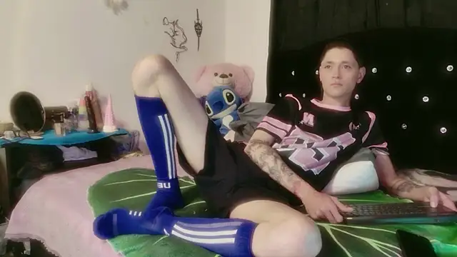 Tyler cat online show from February 2026 12:43:02 PM