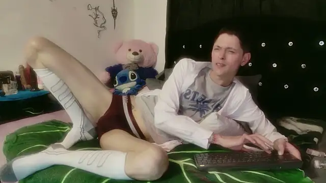 Tyler cat online show from February 2026 11:46:02 AM