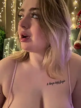 KellyMoors online show from December 2025 01:45:01 AM