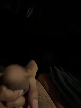 Snapshot of ayrtonmen chatting on October 2025 06:42:02 AM ayrtonmen online show from October 2025 06:42:02 AM