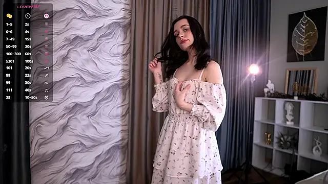 ElizabethMilller  online show from February 2026 10:06:02 PM