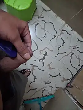 Snapshot of UsurpedThaw chatting on November 2025 06:52:01 PM UsurpedThaw online show from November 2025 06:52:01 PM