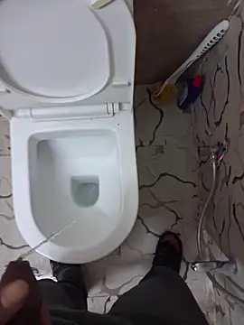 Snapshot of UsurpedThaw chatting on December 2025 06:46:02 PM UsurpedThaw online show from December 2025 06:46:02 PM